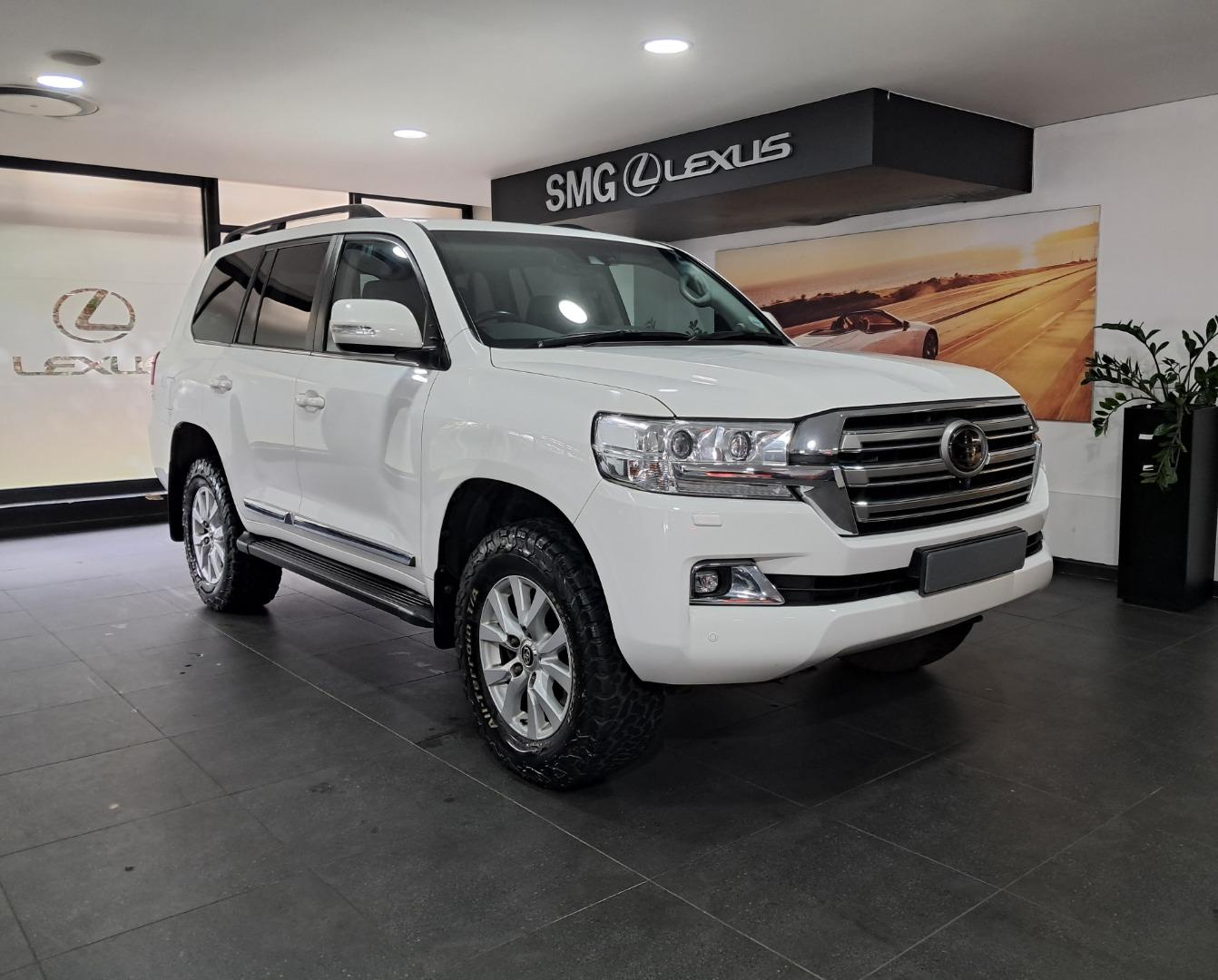 Toyota Land Cruiser 200 4.5D-4D V8 VX-R