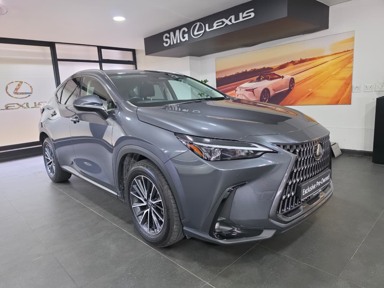 Lexus NX 350h EX